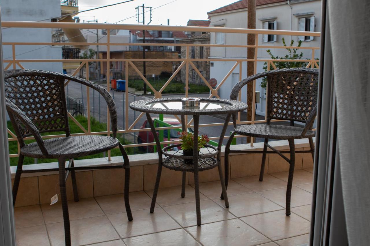 Langi Apartments Missolonghi Ngoại thất bức ảnh